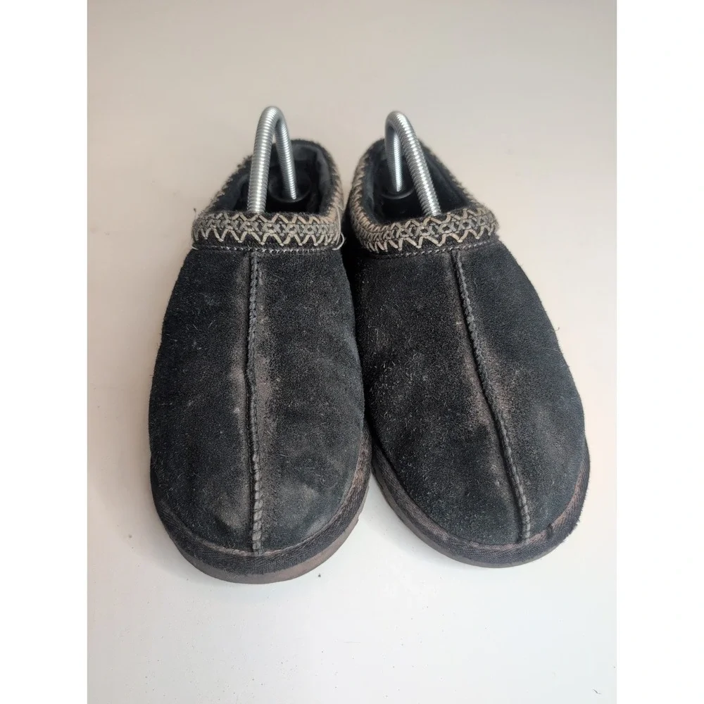 Size 8 - UGG Tasman Men's  Black Suede Sheepskin Lined Slippers Shoes 5950